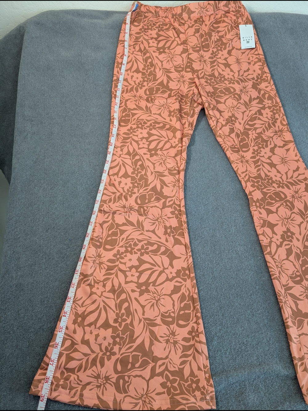Billabong NWT Hang Loose Floral Flare Pants M Coral Tropical Lounge Beach - Picture 3 of 14